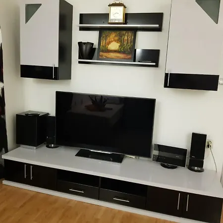 Faraon Pn 3 Apartment Paracin